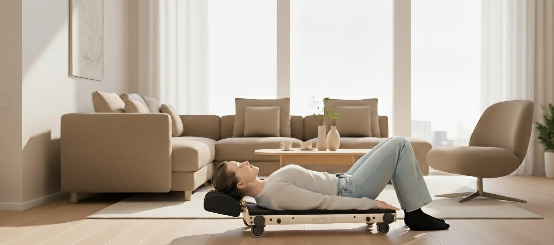 Demonstration av Movelio Bed Roller i användning i ett vardagsrumsområde.